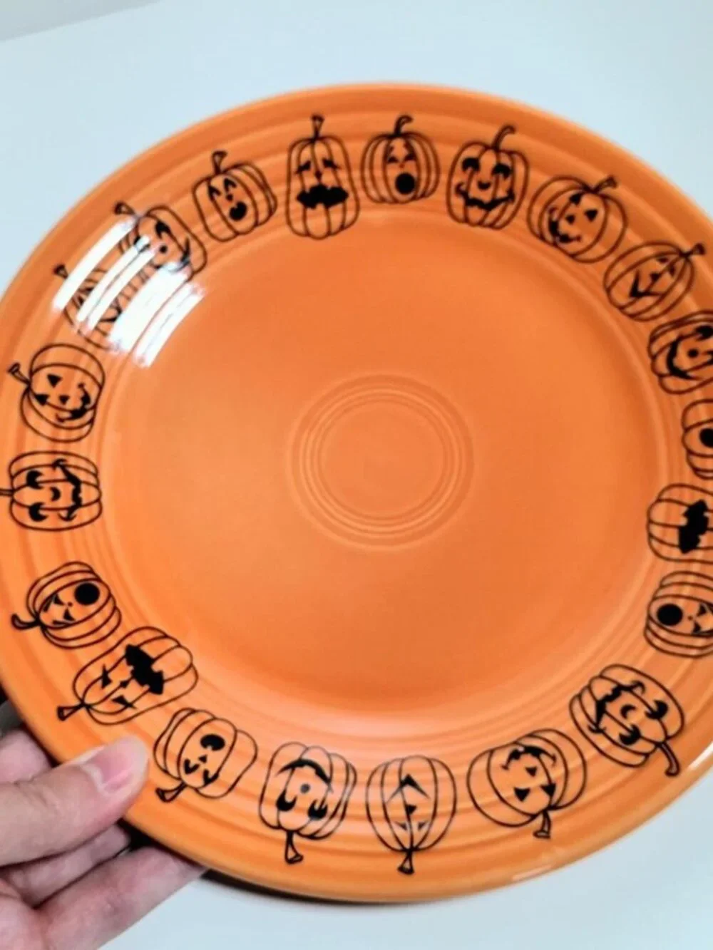 Fiesta Carson's Jack o Lanterns Plate in Tangerine Halloween Pumpkins Set of 4